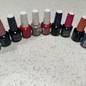 Assorted Red, Pink & Neutral Nail Polishes - Lot